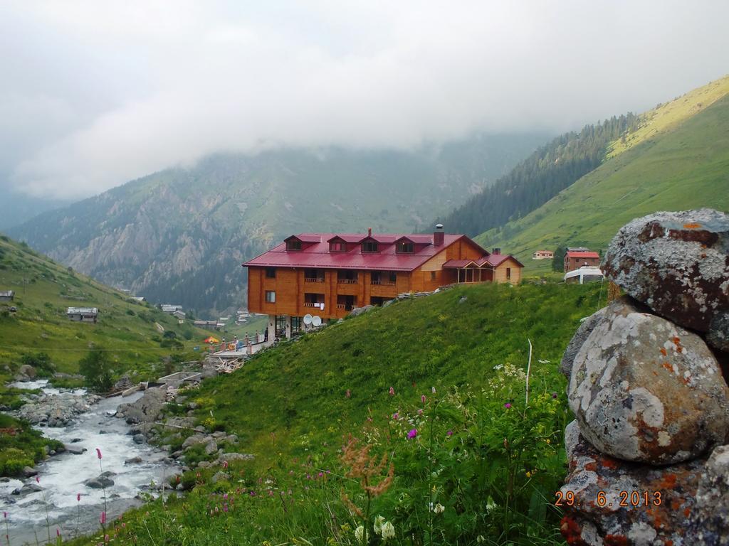 Yedigoller Hotel & Restaurant Uzungol Exterior photo
